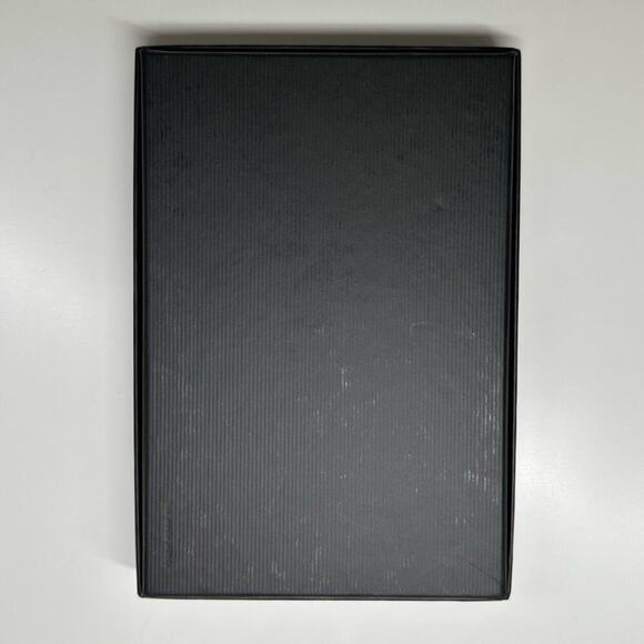 NWB | Gucci | Strawberry iPhone X/XS Case - Picture 6 of 8